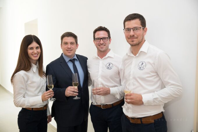 Potpisivanje ugovora 11.5.2018 uzvanici